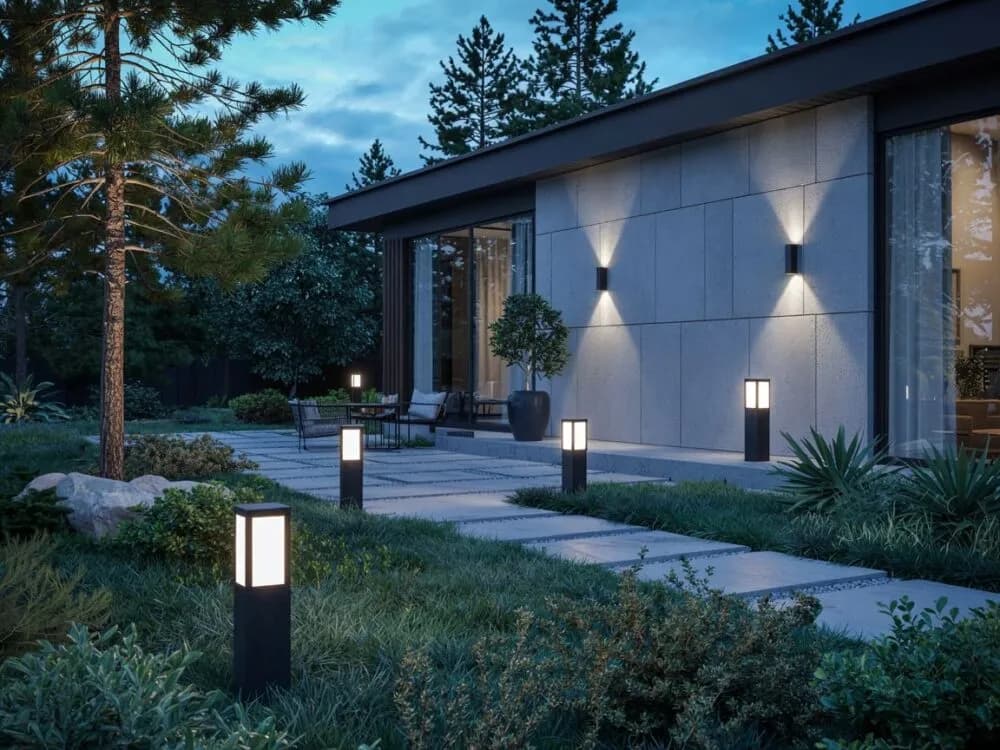 Jakie IP na zewnątrz budynku? Wybierz najlepszą ochronę przed deszczem