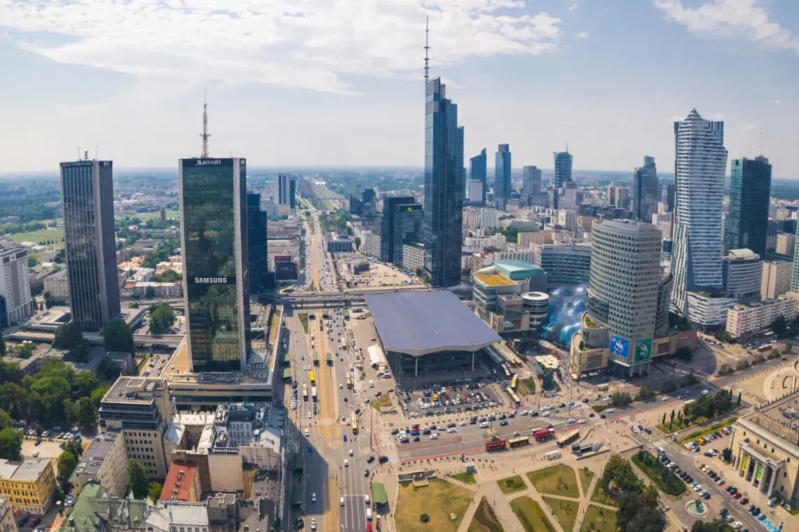 Ile pięter ma najwyższy budynek w Warszawie? Zaskakujące fakty o Varso Tower