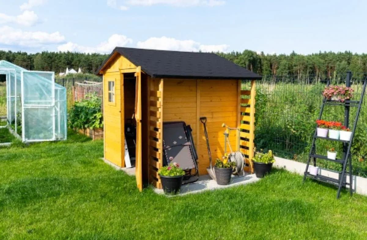 Czy budynek gospodarczy wymaga zgłoszenia? Sprawdź ważne zasady